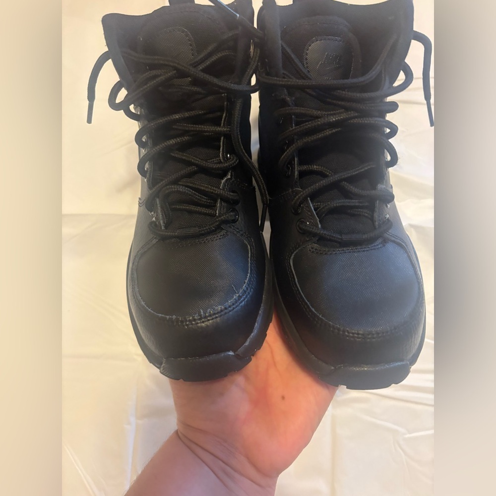 Nike All-Black High-Top Boots kids Manoa - Picture 6 of 9